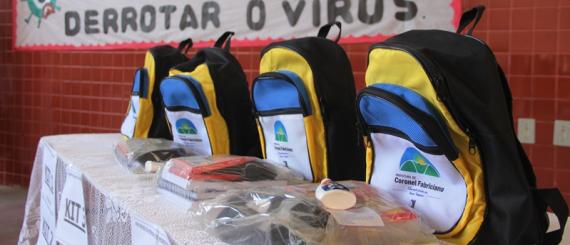 10_06_2020_Fabriciano entrega Kits escolares 2020.JPG